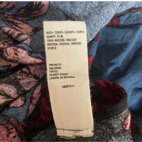 Free People NWT Wild Memories Peasant Boho Flowy Floral Blouse Top Size Small - Picture 13 of 13